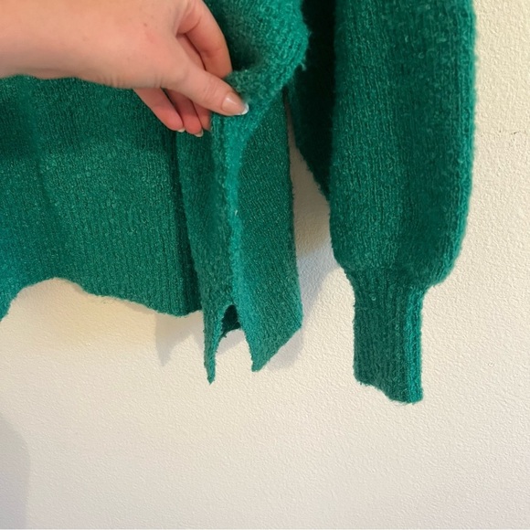 Fantastic Fawn Green Fuzzy Knit Oversized Sweater- Super thick/ cozy material - Picture 4 of 8